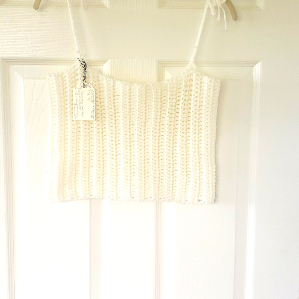 Women's crochet crop top